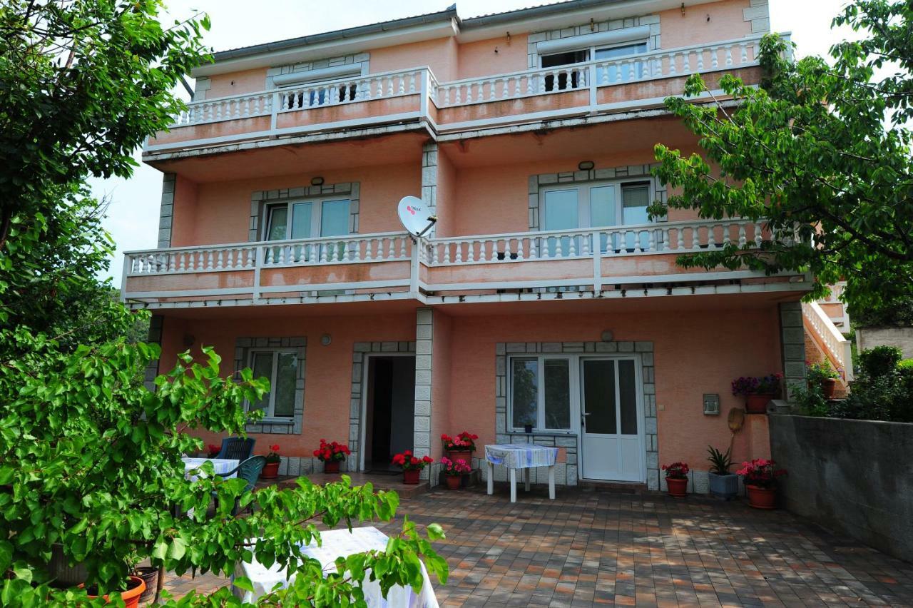 Apartmani Margeta Rab Town Exterior foto