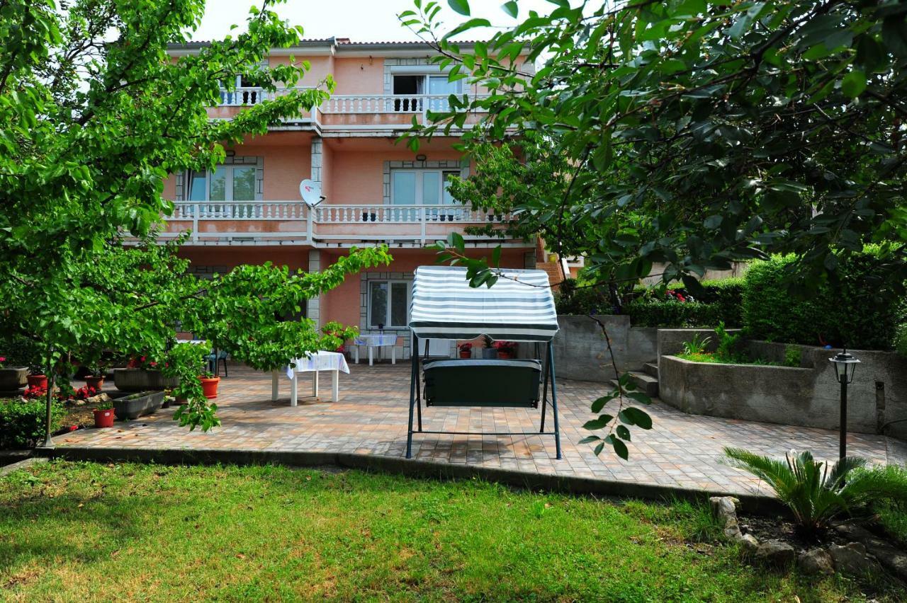 Apartmani Margeta Rab Town Exterior foto
